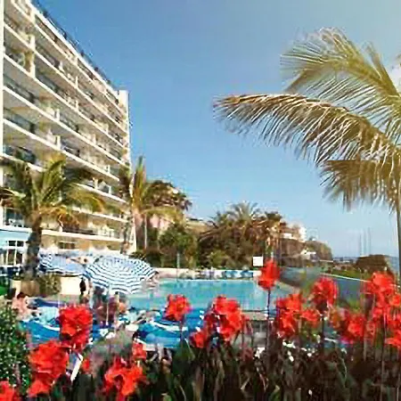 Lovely With Pool And Sea View *