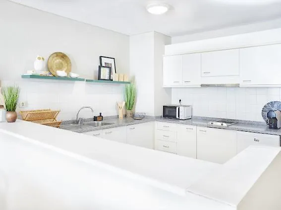 Apartman Lovely With Pool And Sea View *